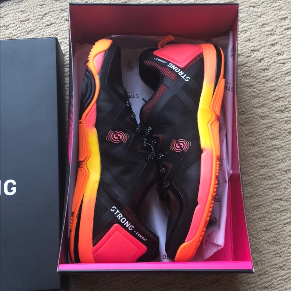 Strong SBZ Sneakers 👟 👟! Open to offers